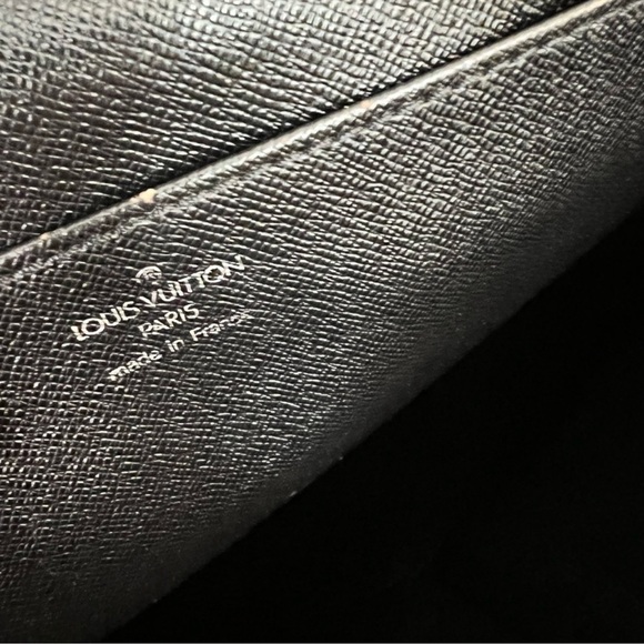 Louis Vuitton Tiaga Leather Serviette Briefcase in Black silver clasp authentic - Picture 11 of 16